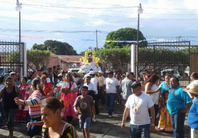 Parroquia Espíritu Santo recibe al Mocito Santo Domingo de Guzmán