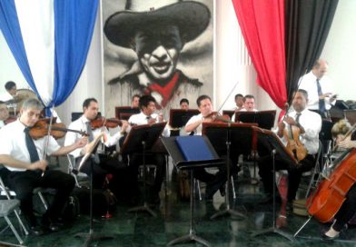 Tributo musical en celebración al día nacional de la Bandera