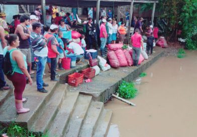 Lluvias provocan crecida del nivel del Río Escondido en El Rama