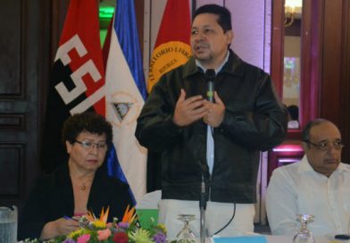 Comunidad educativa de León comparte avances en educación