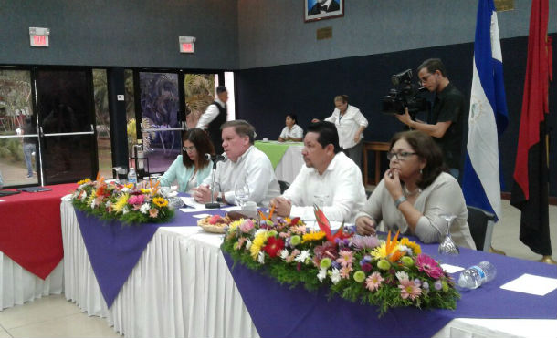 Mined realiza el segundo encuentro nacional de empresas privadas