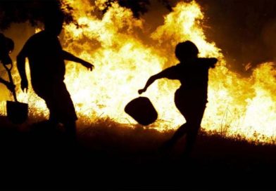 Cae un helicóptero y muere su piloto durante las labores de extinción de un incendio en Portugal