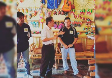 Experto taiwanés en bambú capacita a artesanos nicaragüenses