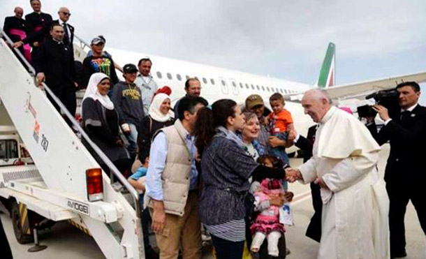 Papa Francisco visitará Myanmar y Bangladesh a final de año