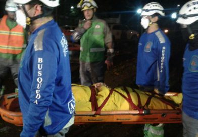 Asociación de Bomberos Voluntarios de Nicaragua, realizan exhibición de métodos de rescate.