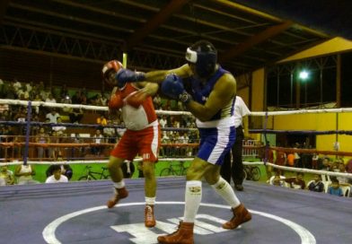 Familias Chinandeganas disfrutaron de una noche deportiva