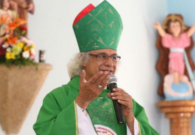 Compañera Rosario saluda los 43 aniversarios de vida sacerdotal del Cardenal Leopoldo Brenes