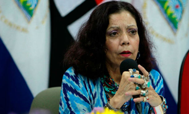 Compañera Rosario saluda a delegados de la Comisión Ejecutiva del Proyecto Integración y Desarrollo Mesoamérica