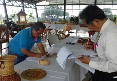Especialistas seleccionan las mejores piezas artesanales en el Concurso Nacional de Bambú