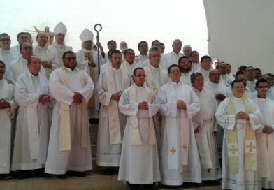 Celebran día de los sacerdotes