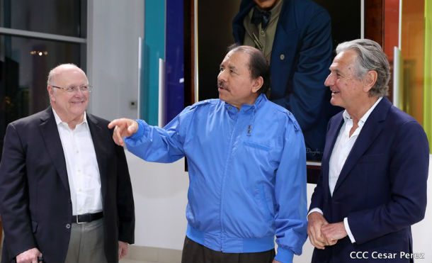Comandante Daniel se reúne con empresarios e inversionistas españoles