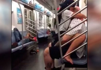 Fanáticos de los Yankees tienen sexo en el metro tras derrota de su equipo