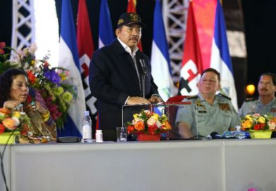 Comandante Daniel preside acto del 38 aniversario de la Fuerza Naval del Ejército de Nicaragua