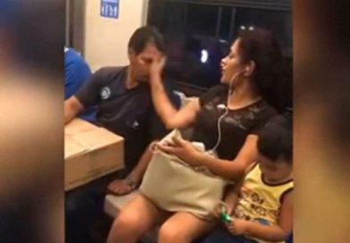 Golpean a depravado por acoso sexual al confundir caja con parte íntima de mujer