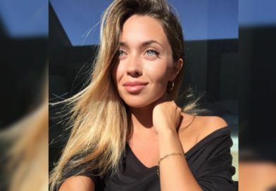 Novia de famoso futbolista español se desnuda completamente en Instagram