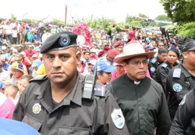 Compañera Rosario destaca trabajo de la Policía Nacional en las festividades de Santo Domingo
