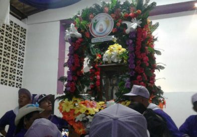 Santo Domingo de Abajo sale en romería rumbo a Managua