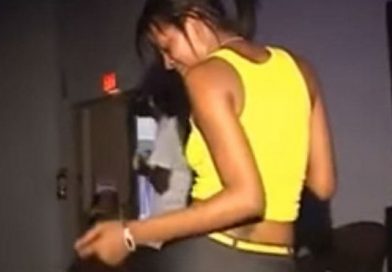 Hermosa brasileña hacía un atrevido twerking cuando de pronto todo se arruinó