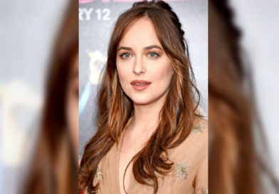 Salen a la luz fotos íntimas de Dakota Johnson junto a sus amigas