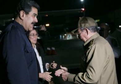 Maduro llega a Cuba a reafirmar solidaridad tras el paso de Irma