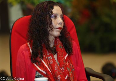Compañera Rosario se solidariza con familiares de Karla Rostrán Estrada