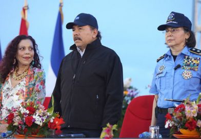 Comandante Daniel condecorará a Secretario General de la Interpol