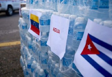 Venezuela envía 10 toneladas de ayuda humanitaria a Cuba