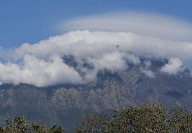 Ya son 122.000 los desplazados por la inminente erupción del volcán Agung, en Bali