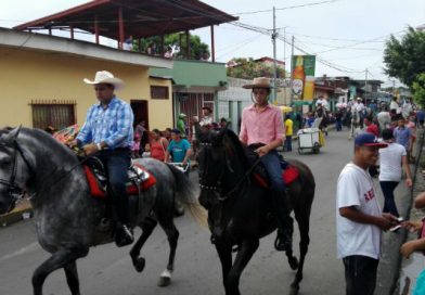 Familias de Masaya disfrutan de alegres hípicas