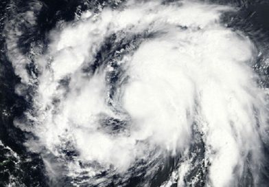 El huracán María alcanzó la categoría 5 y avanza hacia la isla de Dominica