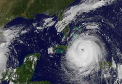 Irma azota con gran fuerza región central de Cuba