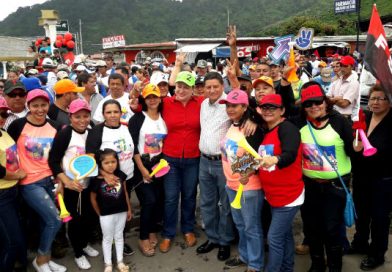 Familias jinoteganas realizan caminata en respaldo a la fórmula del Frente Sandinista