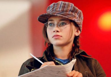 La impactante transformación de la chica nerd de “High School Musical”