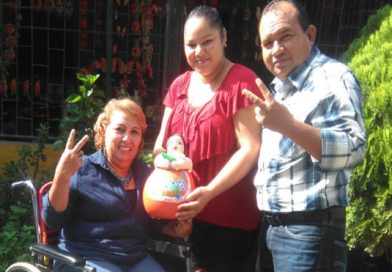 Habitantes de la Paz Centro no ven obstáculos cuando se sirve con amor