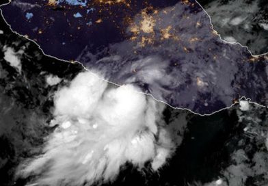 La tormenta tropical Max alcanza la fuerza de huracán cerca de la costa de México