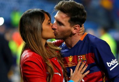 Messi se hace un tatuaje “picarón” en una zona íntima dedicado a Antonela