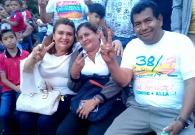 Nindirí: Familias de la comunidad Cofradía comparten con los Candidatos del FSLN