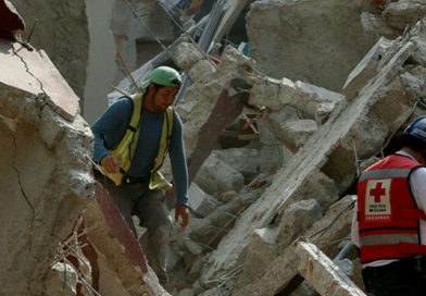 21 niños mueren en escuela colapsada tras el terremoto