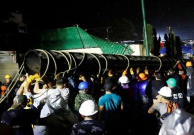 Peña Nieto pide unidad y urge a salvar más vidas tras terremoto de 7,1 en México