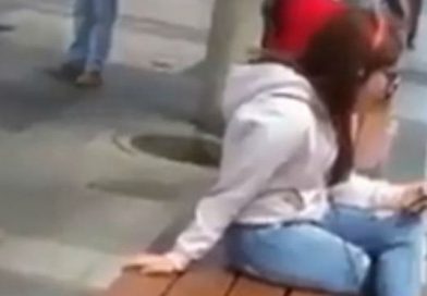 Señorita entona canción de desamor y se vuelve viral por su ‘HORRIBLE voz’