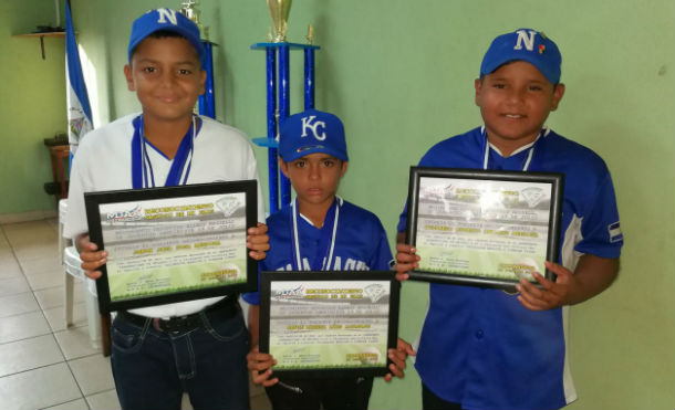 Juventud Sandinista recibe a Peloteritos Campeones de la Categoría Sub 10