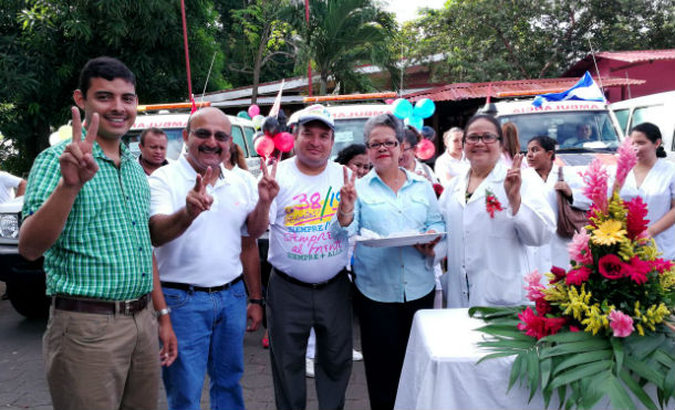 Chinandeganos celebran la llegada de 13 ambulancias para mayores éxitos en la salud