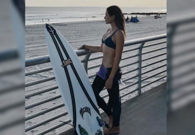 (+Fotos) Anastasia Ashley es la surfista de tus sueños