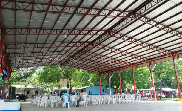 Alcaldía de Chinandega inaugura entechado de cancha deportiva en Ranchería
