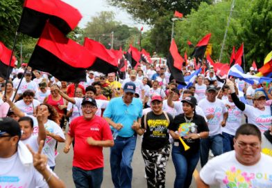 Corinteños se desbordan en el cierre de campaña apoyando al Frente Sandinista
