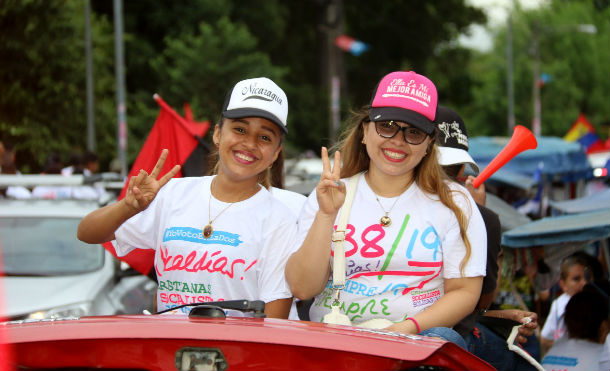 Corinteños se desbordan en el cierre de campaña apoyando al Frente Sandinista