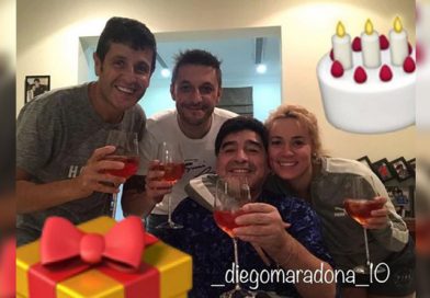 El mundo del fútbol felicita a Diego Maradona por su cumpleaños 57