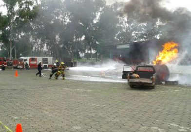 Capacitan a Bomberos en atención de accidentes con materiales peligrosos