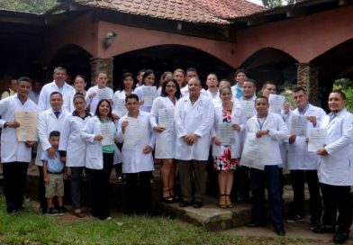 ELAM gradúa a 25 médicos en Zelaya Central