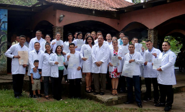 ELAM gradúa a 25 médicos en Zelaya Central
